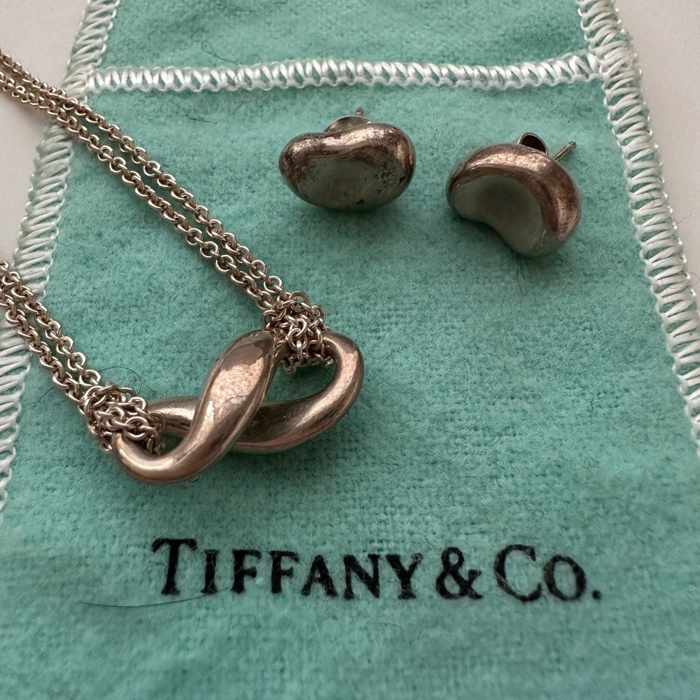 Tiffany & Co set of bean earrings and Infinity pendant. Never worn!